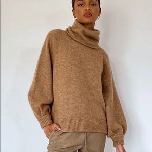 Babaton Adichie Sweater - GREY